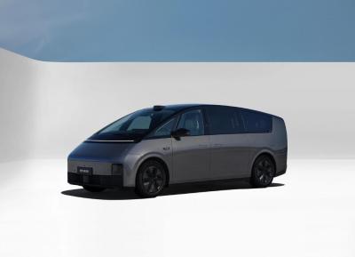 China ODM High Speed Sport Auto Lixiang Mega 5 Seaters MPV Auto Pure New Energy Electric Vehicle EV Car for sale