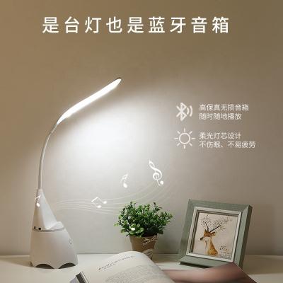 China CE ROHS SAA Selling Modern Office Desk Cloth Wood Tripod Table Cloth Lamp Body PVC Modern Style Warm Luminous Light Wooden Cable Item Power Modern Desk Light Bulb for sale