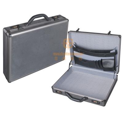 China Custom Size Adjustable High Quality Aluminum Laptop Box Briefcase With ODM Scratching For Laptop Tool And Equipment for sale