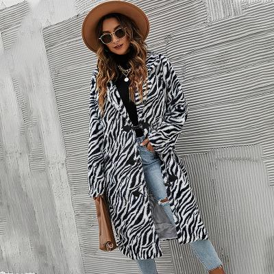 China Fleece jacket winter thickening coat 2021 long sleeve horn button zebra print along with striping fabric women coat for sale