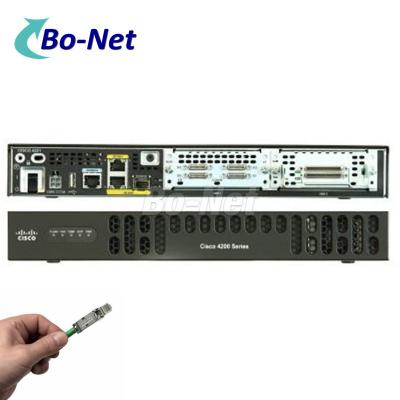 China ISR 4221 2 Hafen-Cisco-Unternehmens-Router mit 8 der Flash-Speicher-GBs hohen Geschwindigkeit zu verkaufen