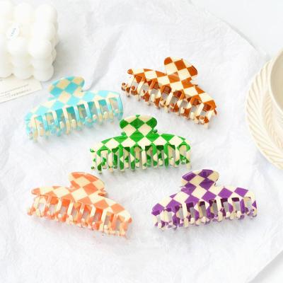 China Hot Sale Chessboard Soft Hair Clips Fashion Hair Accessories Big Hair Simple Acrylic Claw Hair Clip For Woman for sale