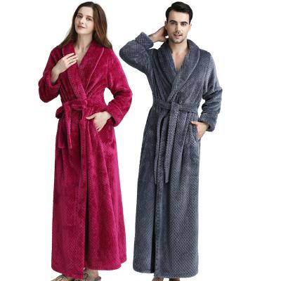 China 2021 new luxury comfortable QUICK DRY ladies pajamas wholesale unisex breathable plus size high quality flannel women long robes for sale