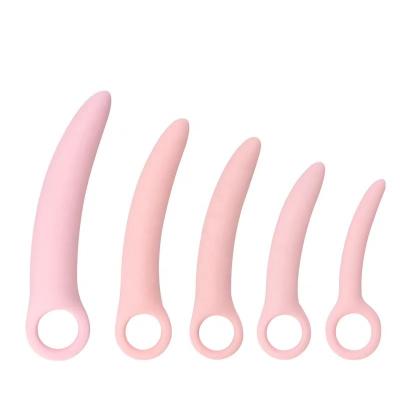 China Real Sex Feel Medical Silicone Anal Plugs Waterproof Anal Masturbation 5 Piece Set For Couples Lounging Wearable Shape Finger for sale