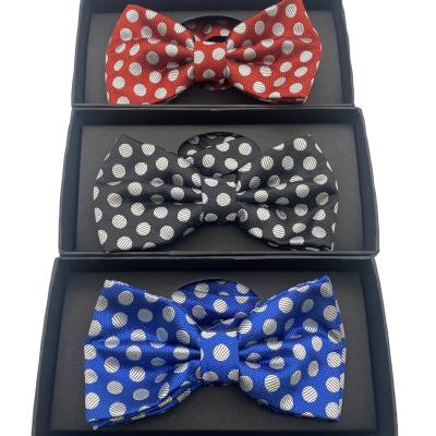 China gloable colour dot design hoe selling Woven Silk fabric Bow Tie for sale