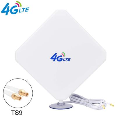 China 4G Lte High Gain Antenna With CRC9/Ts9/S M A Connector , 35dBi 4G Router Wireless Antenna Ant-4G-06 for sale