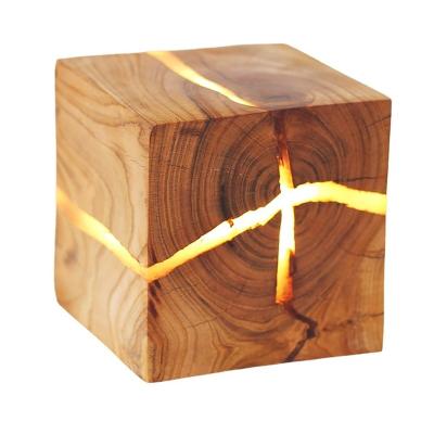 China Modern Wood Split Split Wood Wall Lamps Creative Solid Wood Led Wall Lamp Aisle Lights Small Decorative Night Light for sale