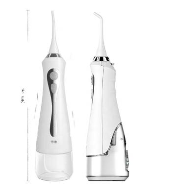 China Cleaner Dentist Recommend Water Flosser Irrigator 2021 Newest Water Flosser Portable Oral Wireless Handheld Teeth Flosser for sale