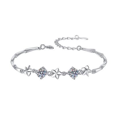 China TRENDY Husky five leaf Grass Diamond Cute Charm Jewelry 925 sterling silver bracelet Moissanite for sale