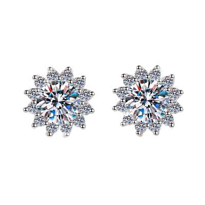 China TRENDY Husky Jewelry 925 Silver Sunflower Fashion wedding party Moissanite earrings for sale