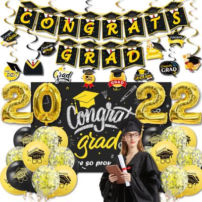 China 2022 New Season Kawaii Graduation Ceremony Pull Flag Spiral Charm Balloon Graduate Set Cute Party Decoration for sale