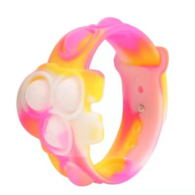 China Eco-friendly Bubble Bracelet Decompression Color Changing Photosensitive Wristband Press Puzzle Toy Kids Silicone Fidget Vent Sensory Toys for sale