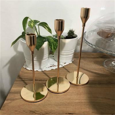 China Simple Home Decor Candlestick New Year Christmas Decor Living Room Bar Party Decor Wedding Gold Metal Candle Holders Art Decor 1pcs for sale