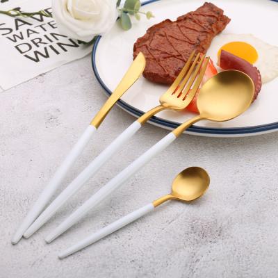 China Viable Gold Bulk Flatware Italian Luxury Stainless Steel Flatware Sets Wedding Questions Customized Laser / Severe Matte Polish Free for sale