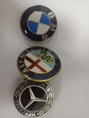 China Innovative technology meets classic design - Customised plastic moulds for BMW emblems, inheriting the brand's spirit à venda