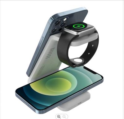 China 2022 10W Mobile Phone Update Version 3 in 1 Smart Wireless Charger Stand for Phone Earbuds Smart Watch for sale