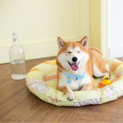 China Custom Dog Cooling Cooling Mat Summer Chills Mat Self Protective Cool Dog Cool Bed Ice Cooling Pad Washable for sale