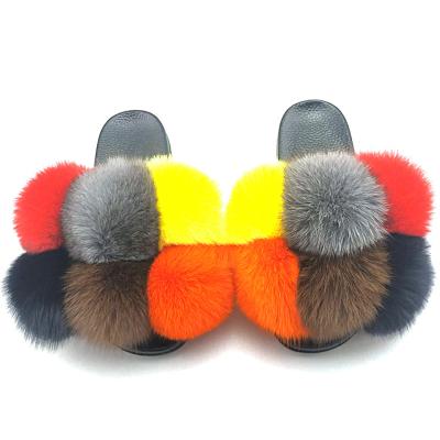 China CUSHIONING 2021 Custom Factory Ladies Plush Ball Slippers Fur Fox Hair Ball Slippers for sale