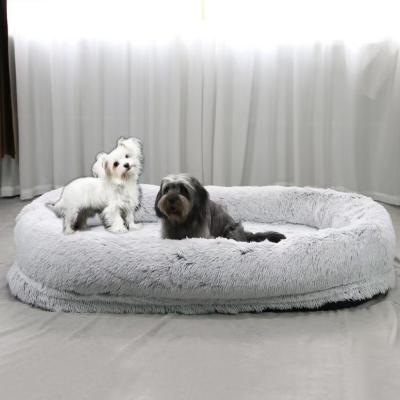 China Wholesale High Quality 160cm Human Washable Non-Slip Long Plush Giant Fluffy Pet Bed For Cats And Dogs Te koop