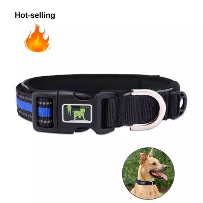 China Glowing In Dark Designer Dog Leashes and Collars Thick Reflective Luxury Personalize Dog Collar For Dogs Private Lable zu verkaufen