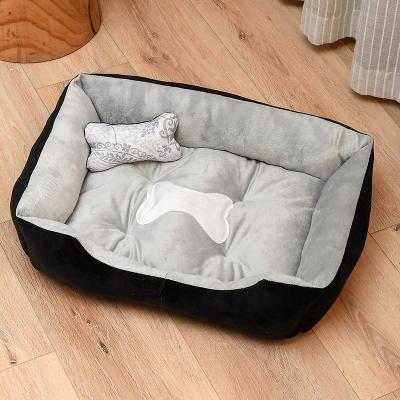 China Breathable Xl Dog Sofa Bed / Weather Resistant Large Rectangle Cat Bed for sale