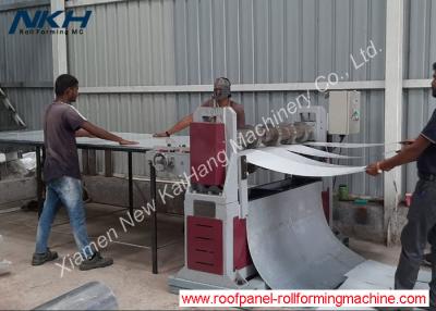 China la máquina que rajaba simple 0.3-2.0m m, galvanizó el grueso de la hoja de acero para el panel de los listones, el destellar, del perno prisionero y de la pista del tejado en venta