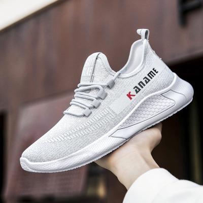 China CUSHIONING 2020 New Korean Version Men's Breathable Mesh Running Shoes Black Shoes With Soft Soles NO--slip Men's Sneakers for sale