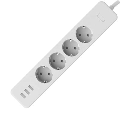 中国 Residential / Multipurpose 4 Outlet Wall Outlet Usb Smart Wifi Eu With Usb Port 販売のため