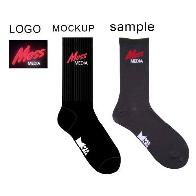 China New Style Breathable Sports Tube Cuff Buckle Custom Black Letters Crew Socks for sale