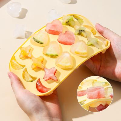 China New Viable Cute Cartoon Ice Cube Tray Silica Gel Ice Cube Maker Mold With Lids For Party Whiskey Cocktail Cold Drink Cream for sale