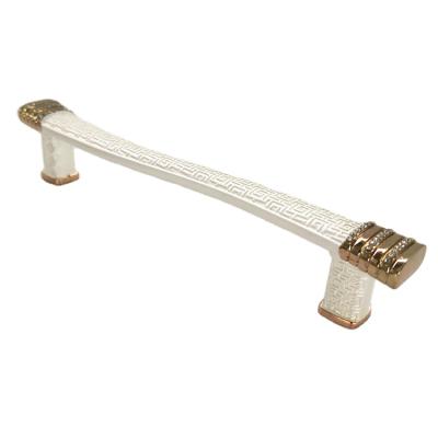 China EUROPEAN Branch Wardrobe Handles Brass Tree Kitchen Furniture Knurled Handle Antique Handles Crystal Door Knob for sale