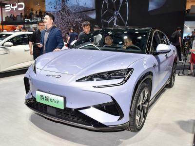 中国 2024 Byd Sealion 07 EV 550 Awd スマートナビゲーション バージョン 電動車両 AWD SUV 販売のため