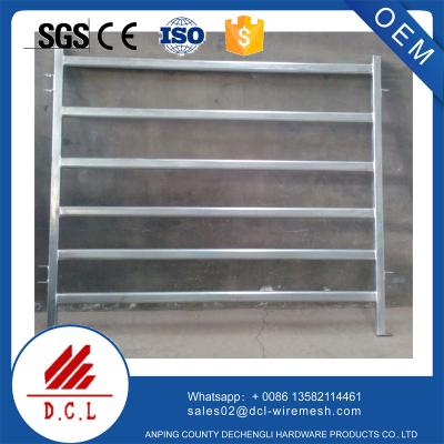 China Easily Assembled Used Portable Galvanized Cattle Corral Panels / Horse Fence Panels Factory / Livestock Yards for sale