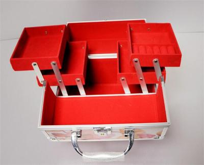 China Aluminum train case for cosmetics for sale