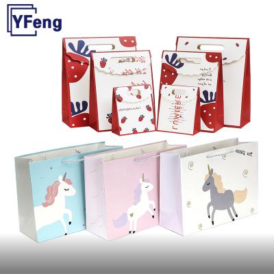 China Recycled Materials Cheap Emboss Deboss Printing Personalizzati Sacchetti OEM LOGO Gift Box Cardboard Kraft White Hot Stamping Paper Bag With Handle for sale