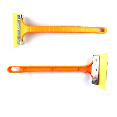 China Entry Factory Direct Selling Luxury Car Snow Sweep Long Tendon Handle Car Ice Scraper High Quality for sale