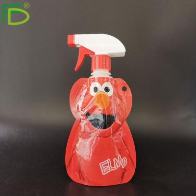 China Personal Care Brand New Cartoon Design Card Love Spray Plastic Bottle for sale