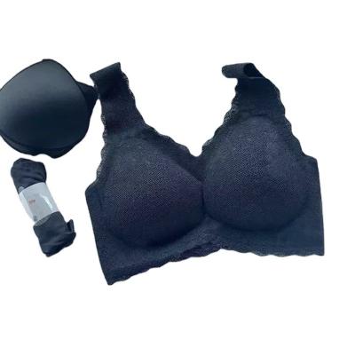 China QUICK DRY Kissy Bra Set For Woman Comfortable Breathable Lace Trim Bra And Brief for sale