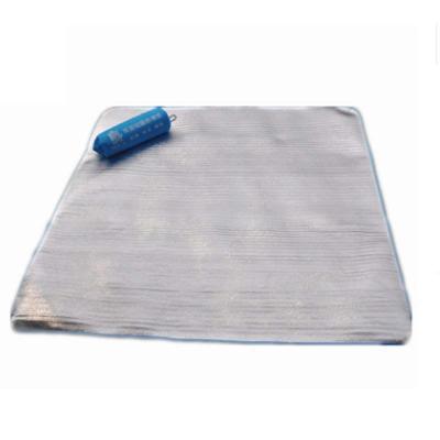 China Food Wine Lunch Picnic Drinks Foldable Waterproof Camping Soft Foil Blanket Picnic Mat for sale