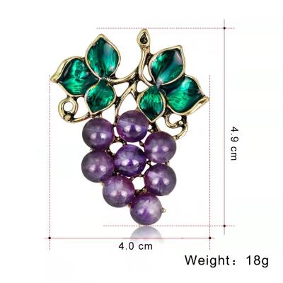 China Crystal Fruta Metal Hijab Fruit Brooches Brooch Muslim Multicolored Big Vintage Collar Luxury Elegant Women Suit Brooches for sale