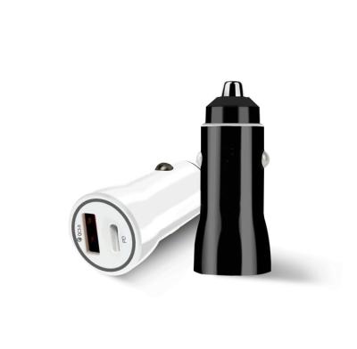 China Dual Port Type-C PD Car Charger 2021 30W PD+2.4A Fast Charging for sale