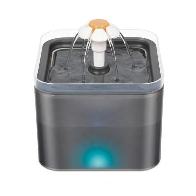 China Automatic Water Dispenser Automatic Pet Feeders and Waterers for Dog Cat Ultra-Quiet Water Pet Fountain en venta