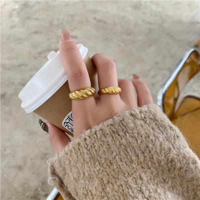 China Fashionable Wholesale Custom Logo Hypoallergenic Women Jewelry High End 18K Gold Plated Stainless Steel Chunky Twisted Crescent Dome Ring for sale