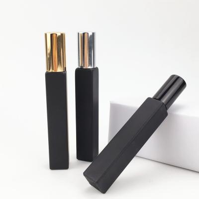 China Sample Perfume Trial 10ml Square Matte White Black Glass Perfume Mist Spray Bottle With Gold Silver Black Aluminum Sprayer for sale