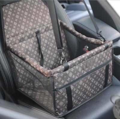 China 2021factory direct sale durable thick net thread waterproof pet soft crate car pet bag for sale