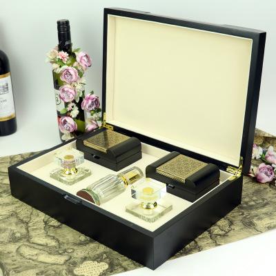 China Recycled Materials Customized Arabic Noble Lacquer Finish High Grade Factory Price Wooden Perfume Bottle Box for sale