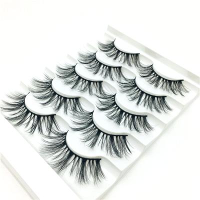 China Natural Vegan Long Angle 5D Silk Lashes Softer Materials Magnetic Closure Boxes With Logo Designing Lashes Factory Lashes New for sale