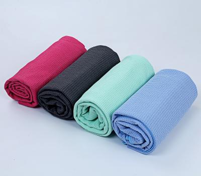 China Durable Anti-Slip Sports Yoga Towel Sweat Absorbing Pineapple Case Drape Concealed Pellet Yoga Mat for sale