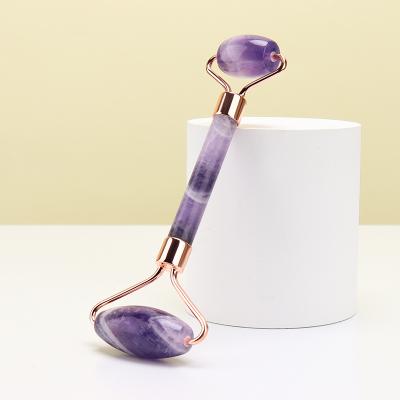 China 2022 Face Ladies Gift Set Purple Crystal Jade Roller Scraping Apparatus Guasha Massage Natural Amethyst Quartz Gift Ideas IPSY for sale