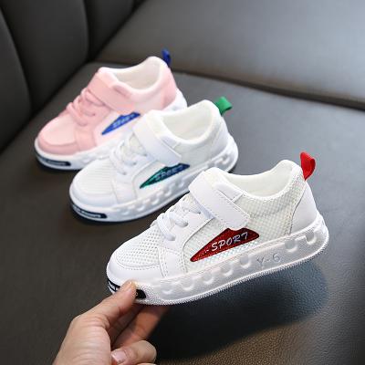 China Fashion Sports Children Shoes Summer Mesh Fabric Breathable Flat White Comfortable Rubber Round Children's Upper Shoes for sale